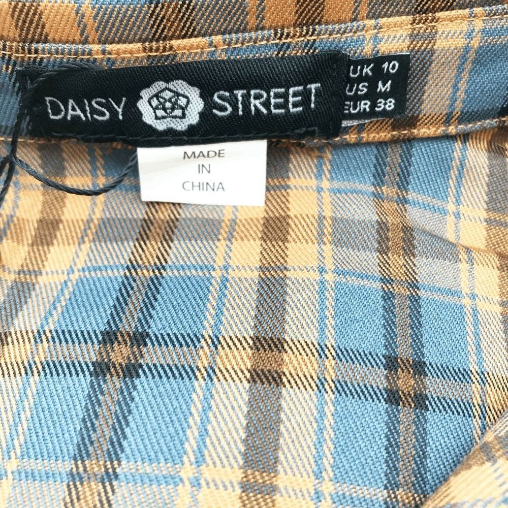NWT Urban Outfitters Daisy Street Tan Blue Relaxed Plaid Button Down Shirt Size - Picture 5 of 5